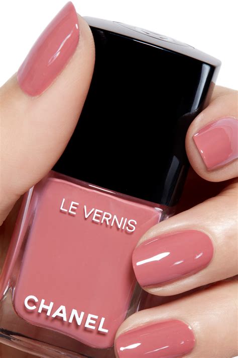 chanel rose confidentiel 491|Chanel Rose Confidentiel Le Vernis (Nail Lacquer) Review.